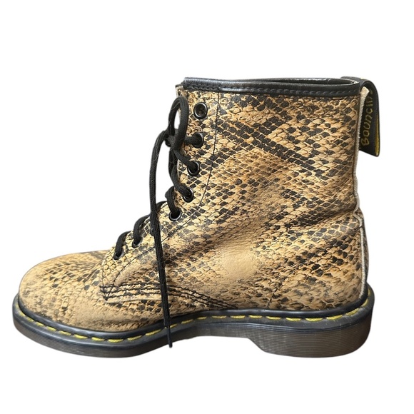 Dr. Martens Reptile Print Leather Boots - Vintage 1990's Docs - Ladies size 9 US - Picture 7 of 8